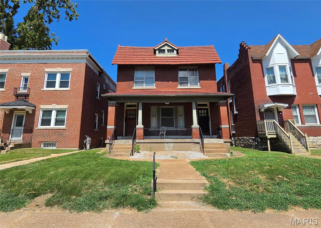Great opportunity to own historic two family in Skinker Debaliviere neighborhood . The units are both 3/1 with individual systems. Tenants pay gas and electricity; owner pays water sewer trash. Wonderful location with Forest Park and the U City Loop in Walking distance. The property is also near The Washington University main campus and the medical school. The current rents are $1695 and $2525 (utilities furnished).