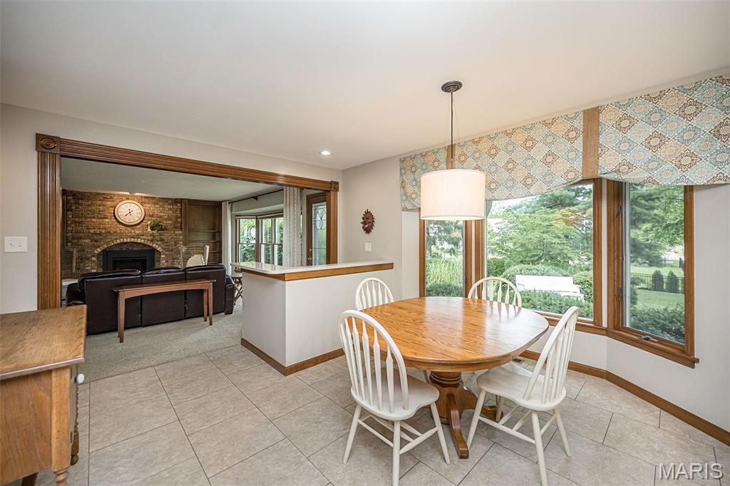 Country Club Corners - Residential