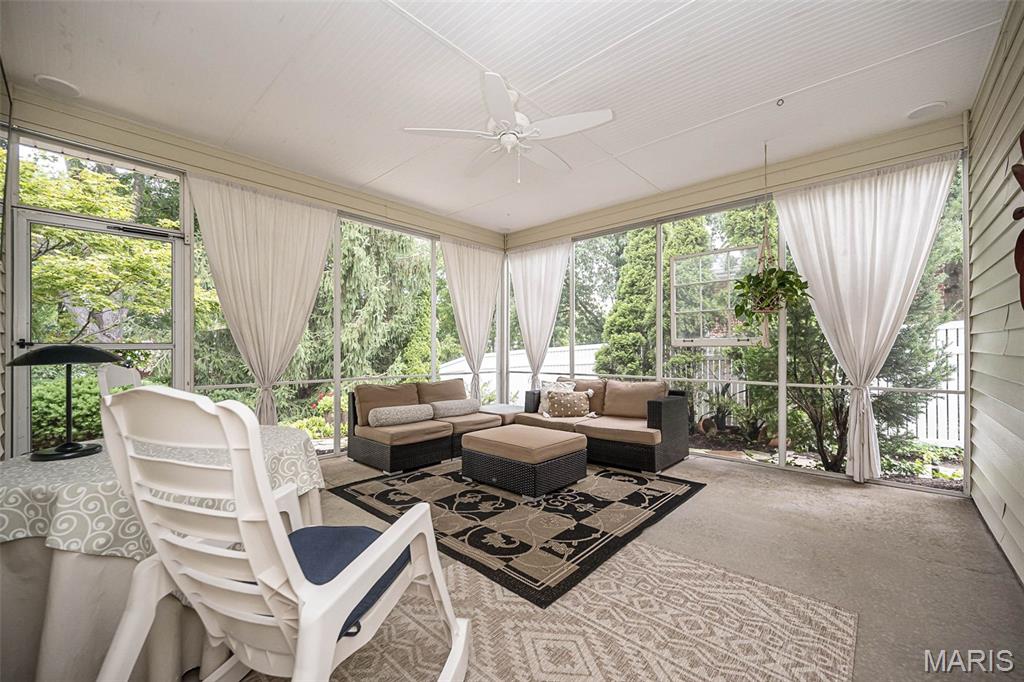 Country Club Corners - Residential