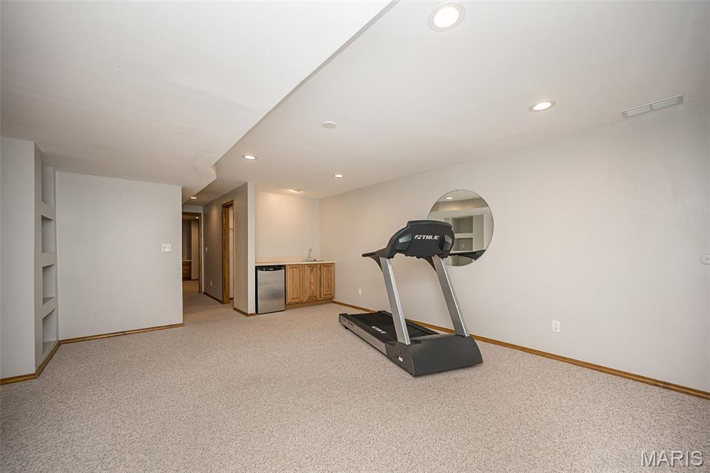 Country Club Corners - Residential