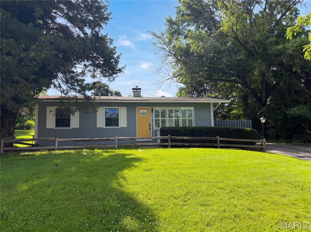 Step into 238 W Skyline Dr, recently updated with fresh interior paint, partial flooring replacement, and new appliances. The kitchen includes all stainless steel appliances, and the exterior features a fenced in backyard with a dedicated storage shed. Modern updates meet practical amenities in this complete home.. Included 100-Day Home Warranty with buyer activation