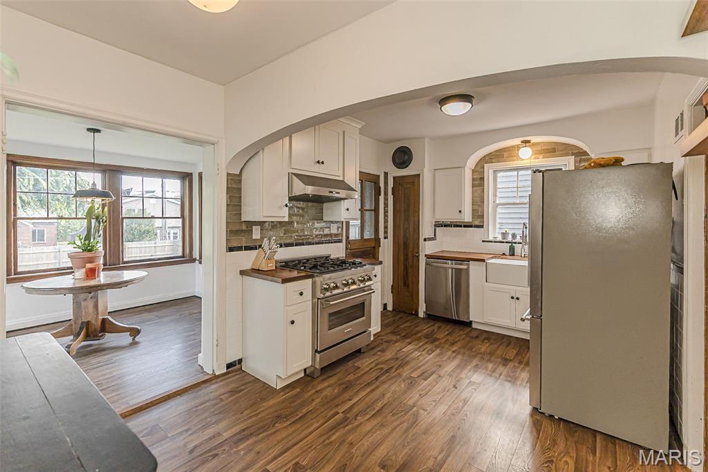 Balsons Sub Of Shaftesbury Heights - Residential