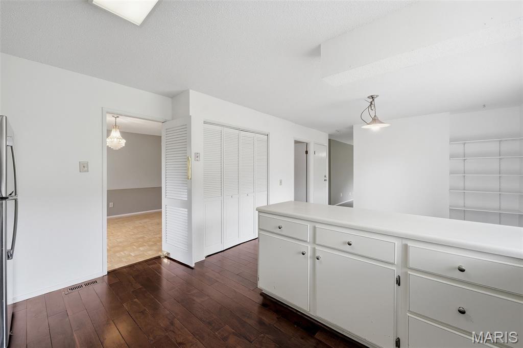 Fox Creek 1 - Residential