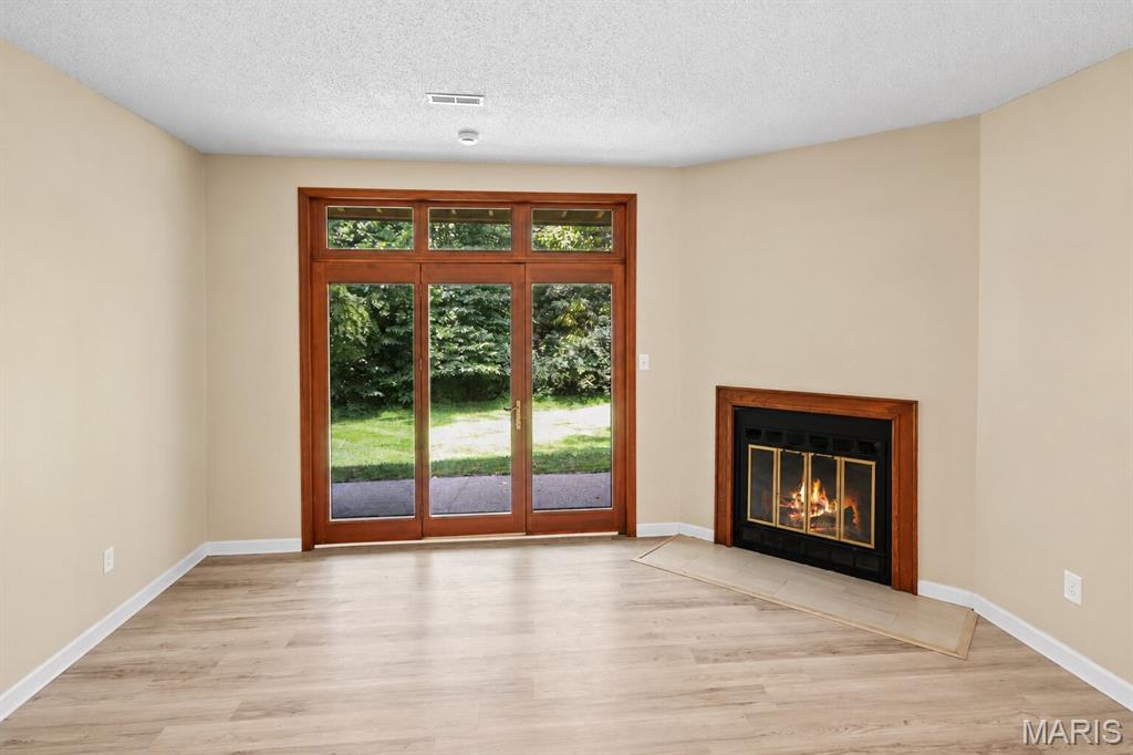 Creve Coeur Station - Residential Lease