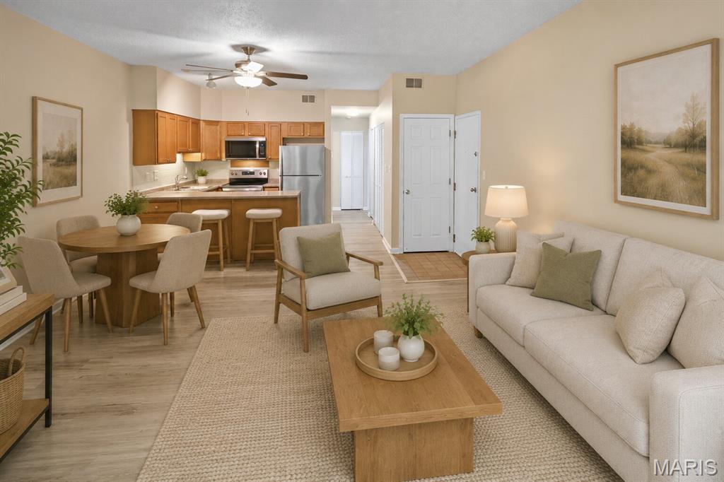 Creve Coeur Station - Residential Lease