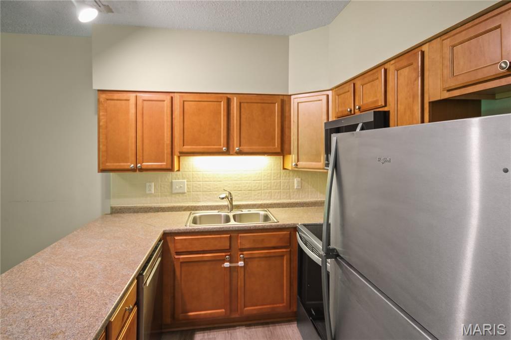 Creve Coeur Station - Residential Lease