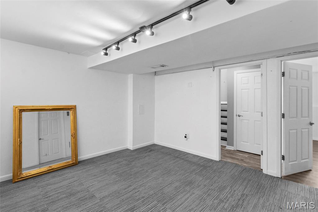 West Rdg 02 - Residential