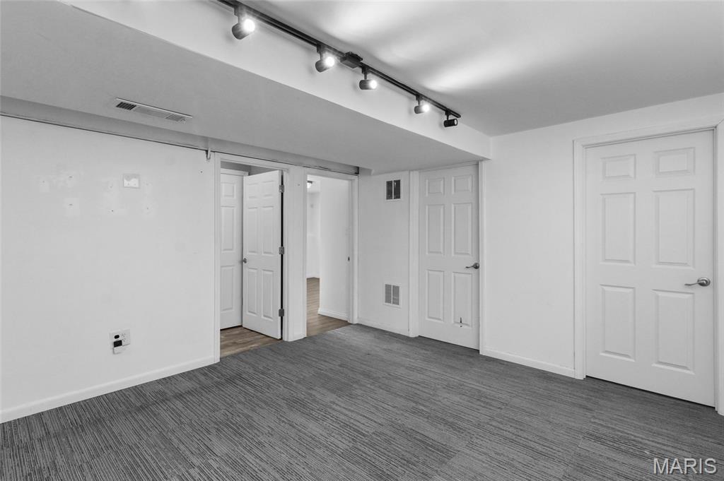 West Rdg 02 - Residential