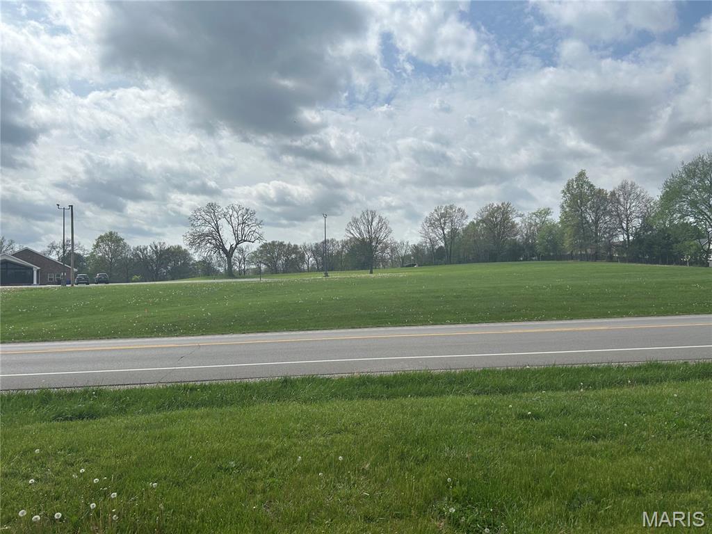 This 4.5 acres M/L lot has approx. 220 ft of Hwy 47 frontage. The property is the west section of the approx. 10 acres belonging to Abundant Life Baptist Church. This is a level, open lot and is perfect for a commercial business or multiple new homes.
