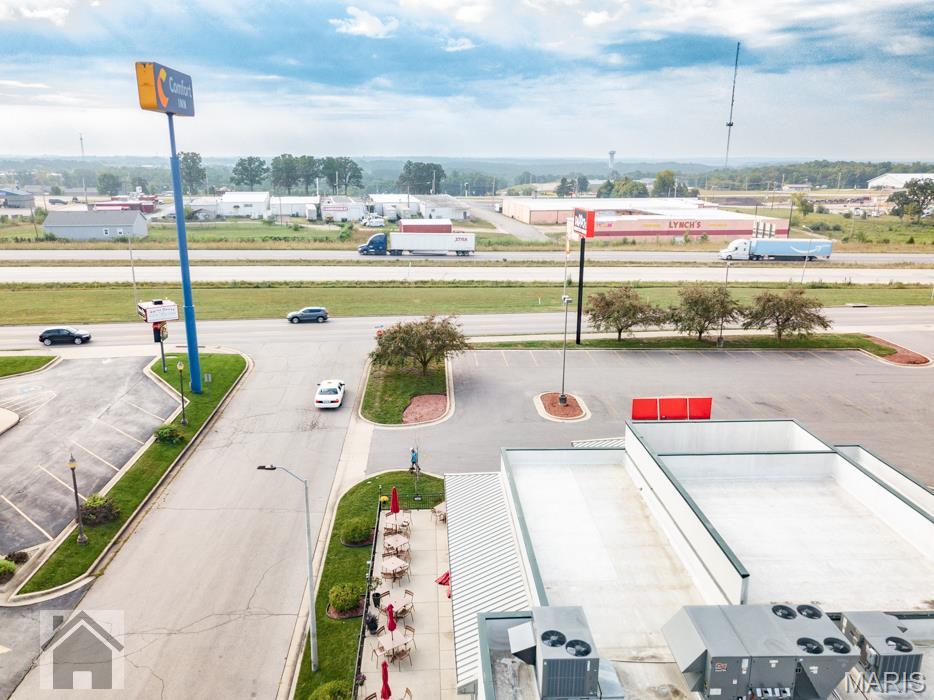 ST. ROBERT INTERSTATE PLAZA No. 9 - Commercial Sale