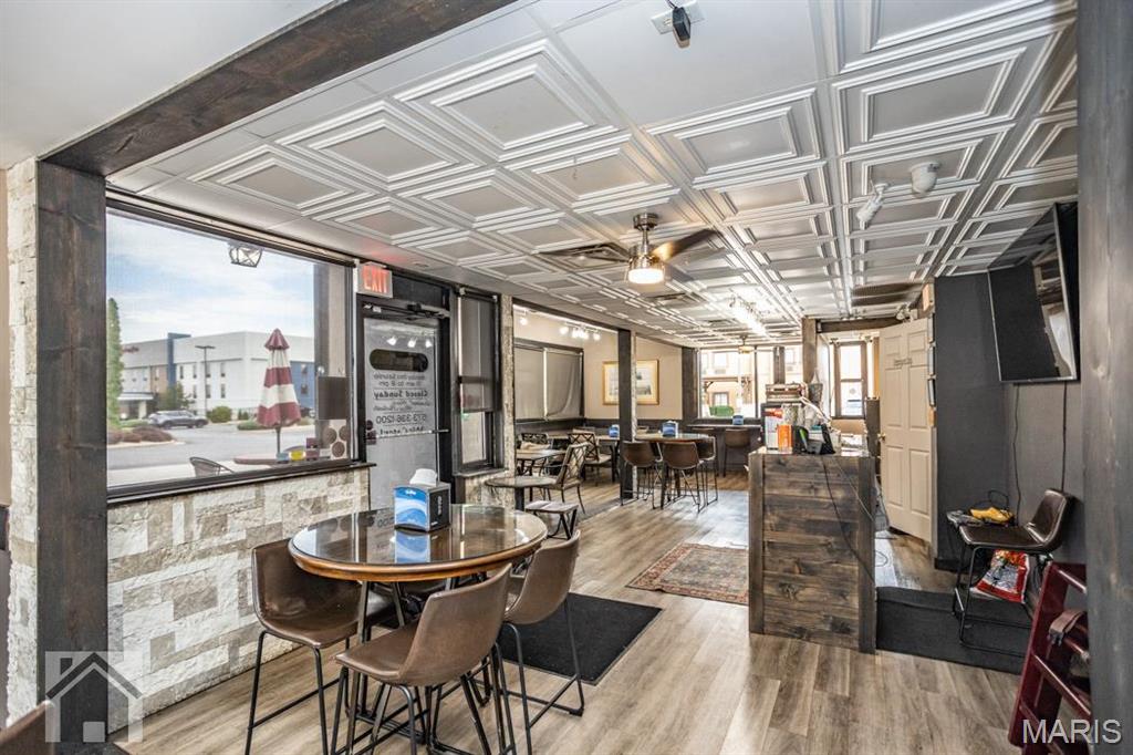 ST. ROBERT INTERSTATE PLAZA No. 9 - Commercial Sale