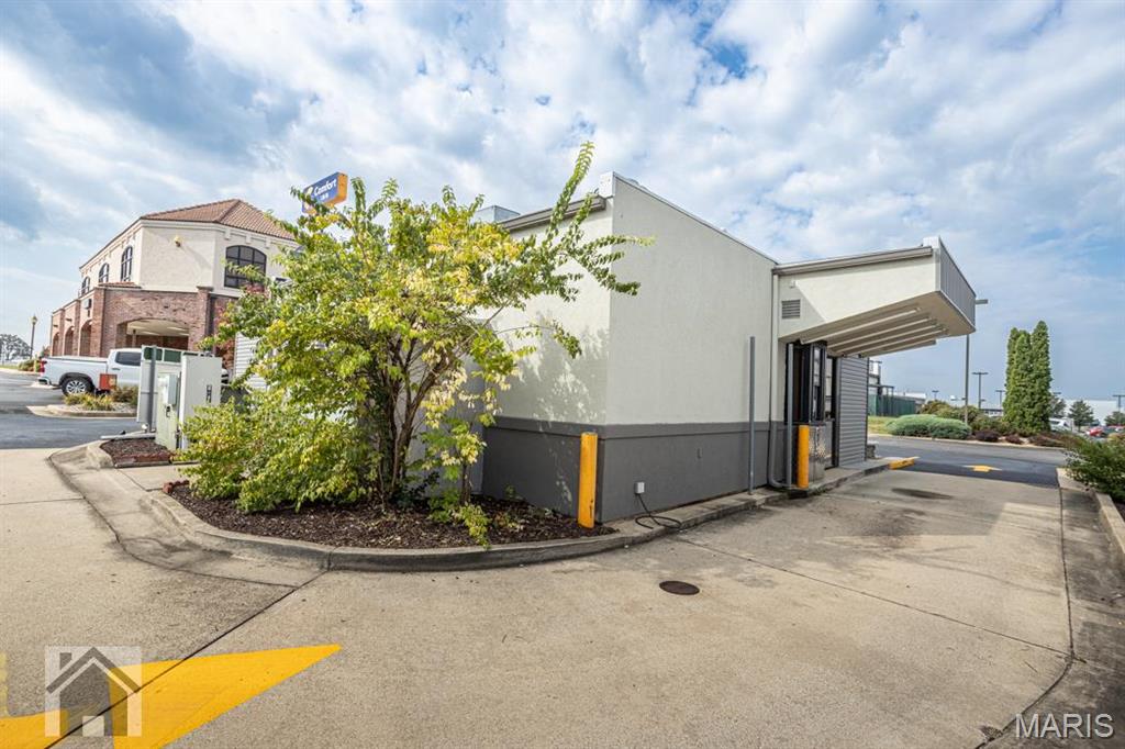 ST. ROBERT INTERSTATE PLAZA No. 9 - Commercial Sale