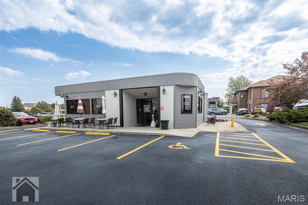 ST. ROBERT INTERSTATE PLAZA No. 9 - Commercial Sale