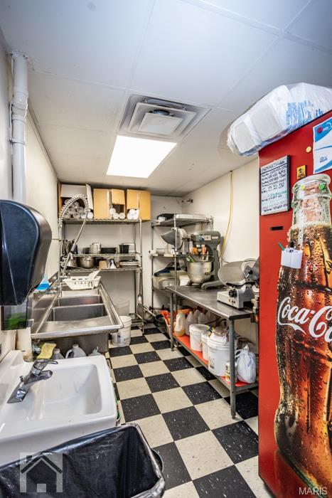 ST. ROBERT INTERSTATE PLAZA No. 9 - Commercial Sale