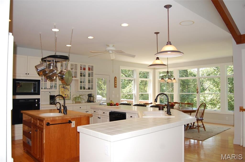 Honeystone - Residential