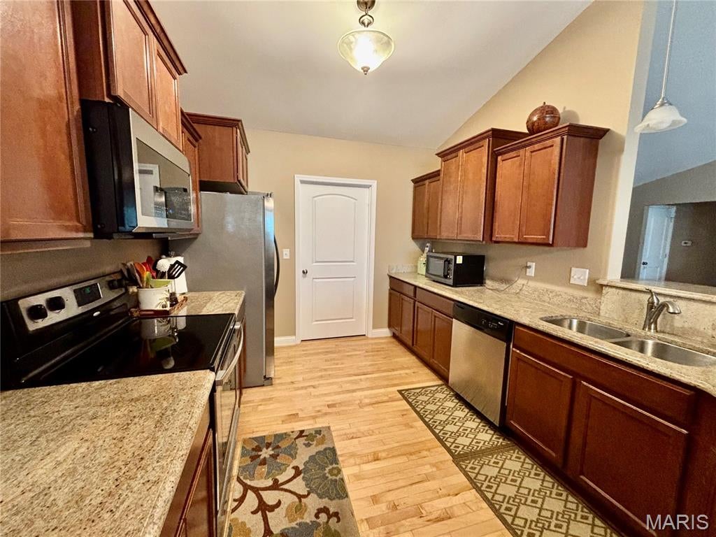 Crown Pointe - Residential