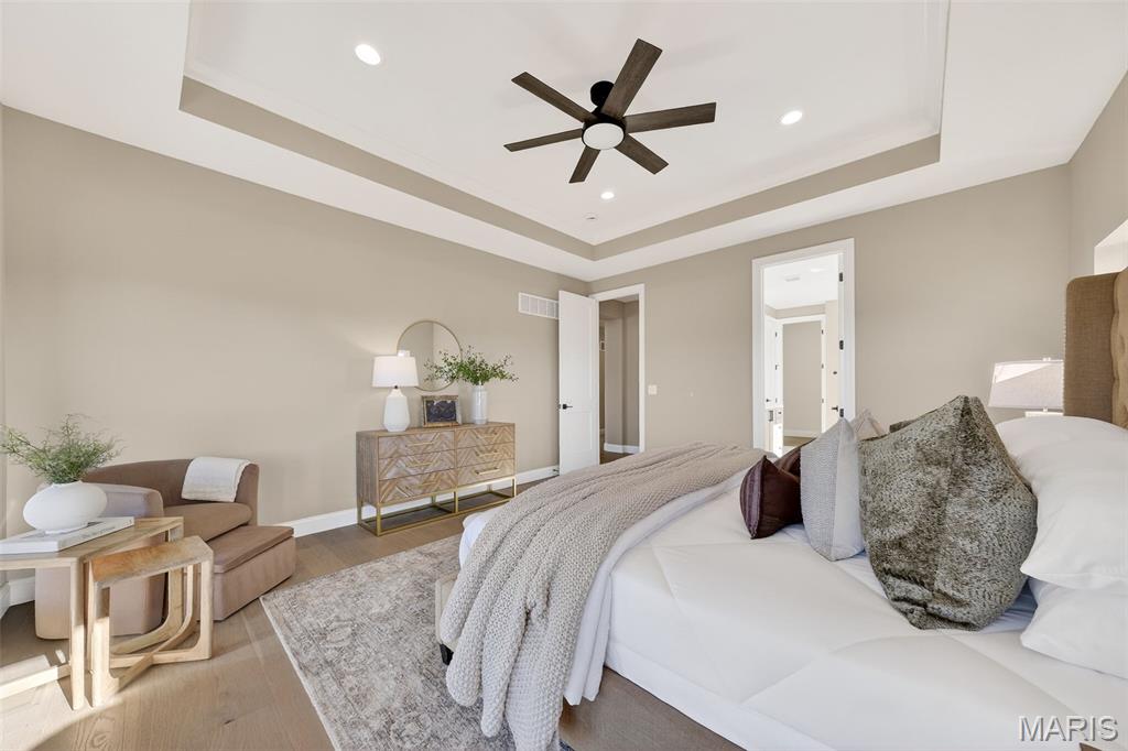 Santino Court - Residential