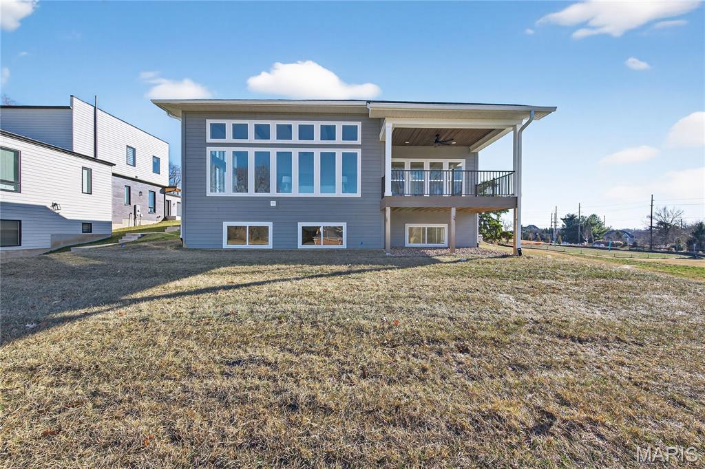 Santino Court - Residential