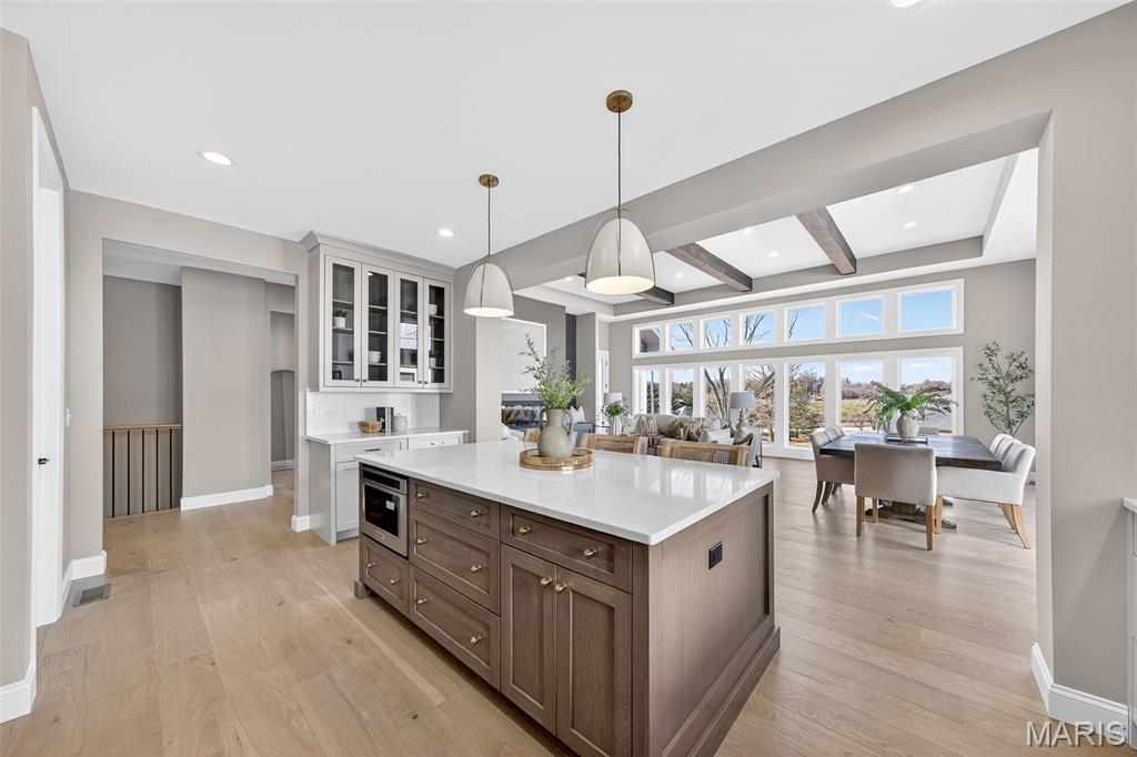 Santino Court - Residential