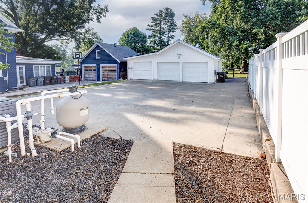 Not in a subdivision - Residential