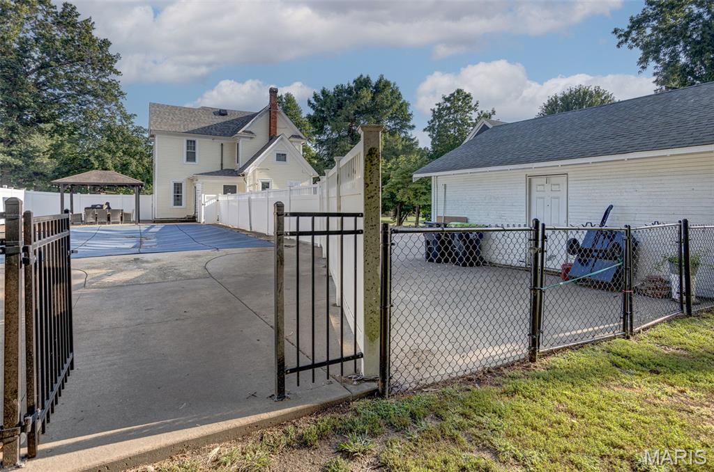 Not in a subdivision - Residential