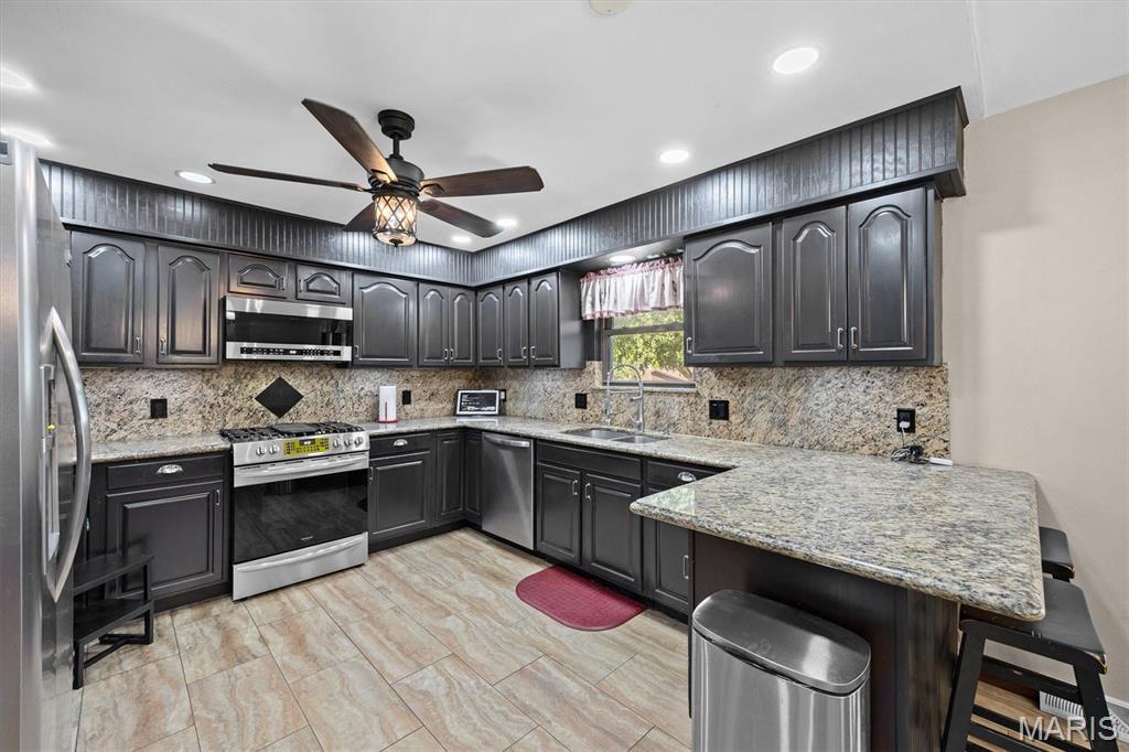 Sunset Terrace 6th Add - Residential