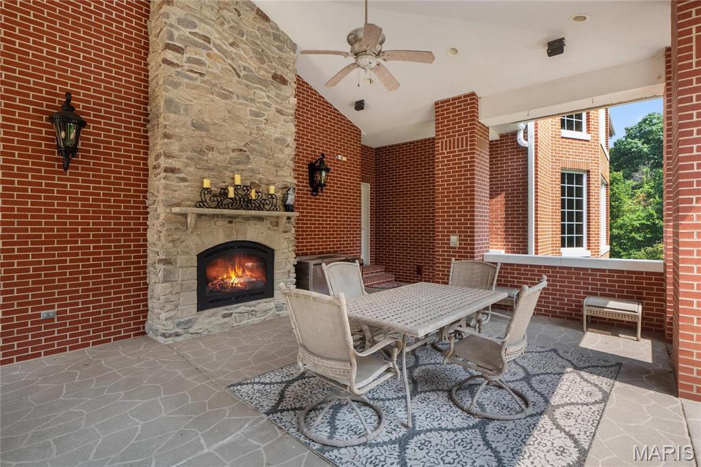 Crown Pointe - Residential