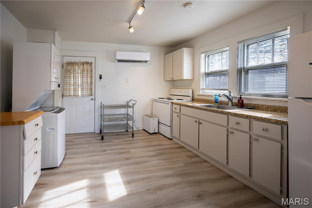 Whitelaw - Residential