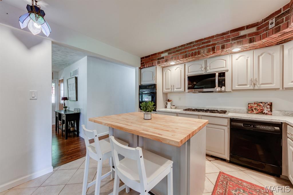 Forest Knoll - Residential