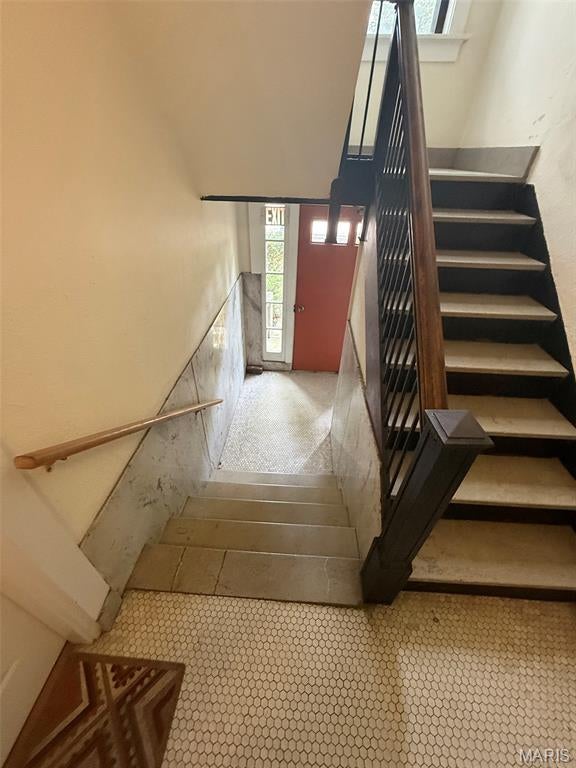 4400 Arsenal Street Condos - Residential Lease