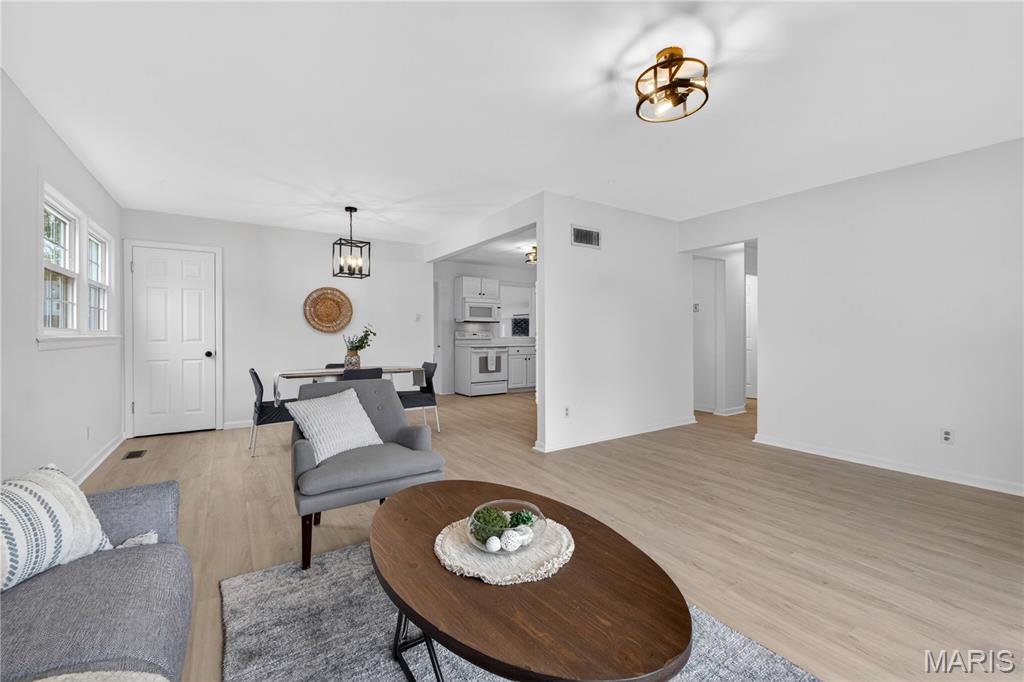 San Fernando Hills 4 - Residential