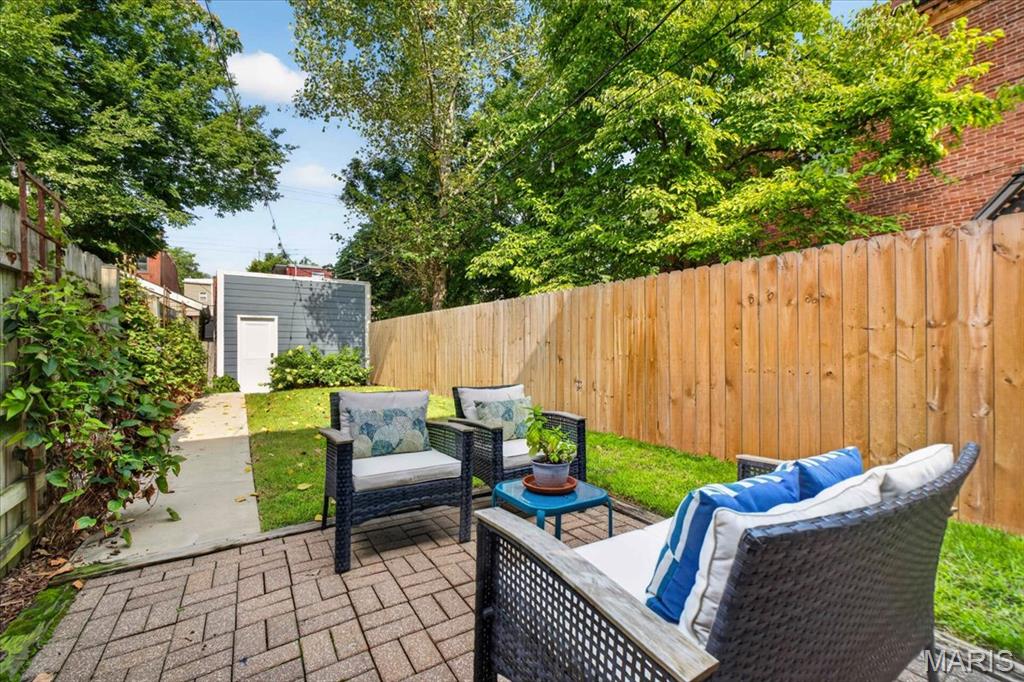 Lynch Add - Residential