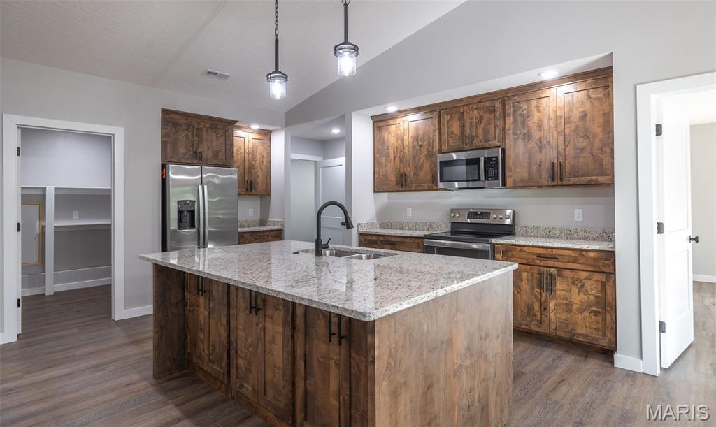 Eagle Bluff - Residential