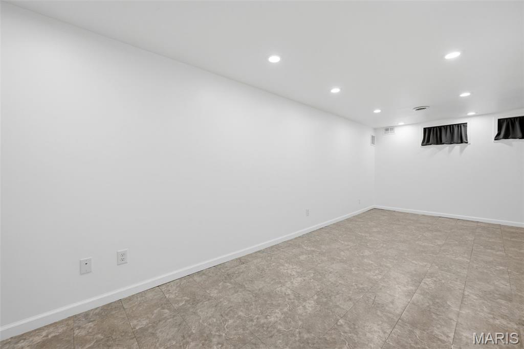 Meadowridge #6 - Residential