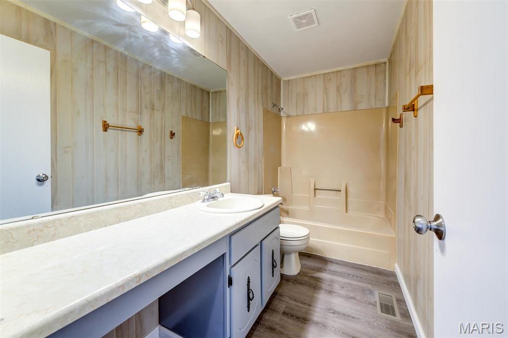 River Oaks Estates Four Condo - Residential