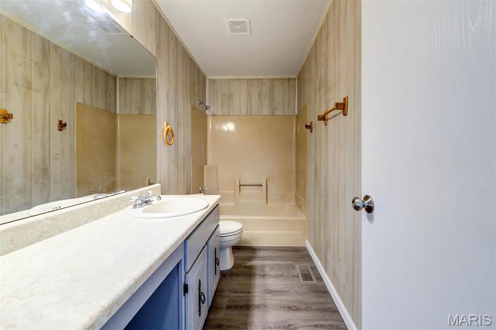 River Oaks Estates Four Condo - Residential