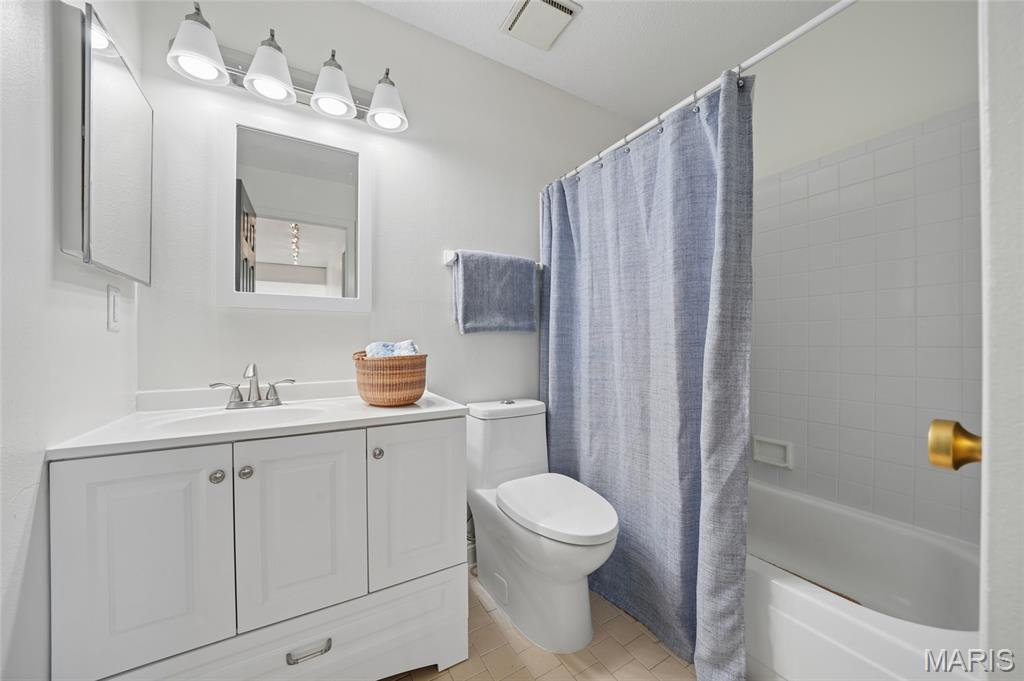 Westport Crossing Condo 2-B - Residential