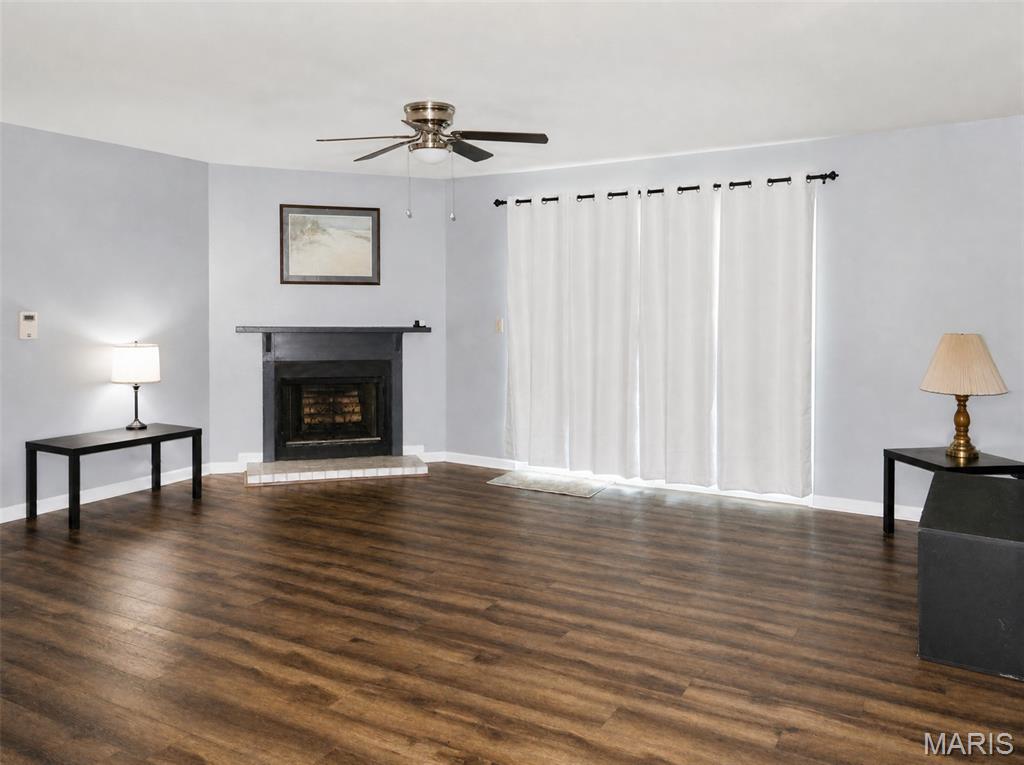 Cross Creek Condo Ph One Area - Residential
