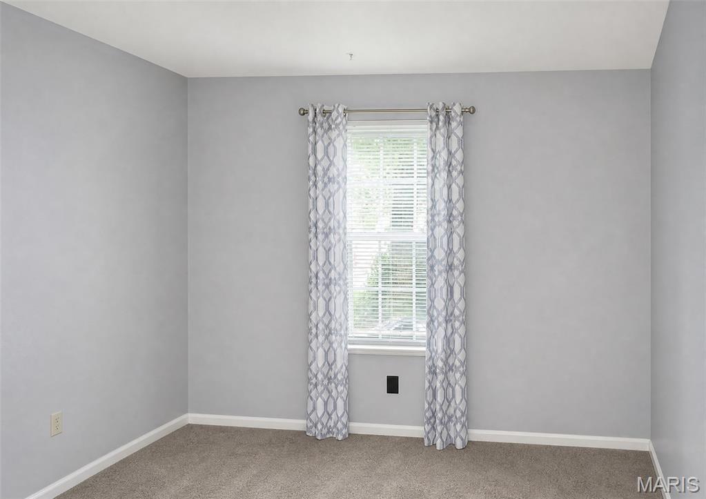 Cross Creek Condo Ph One Area - Residential
