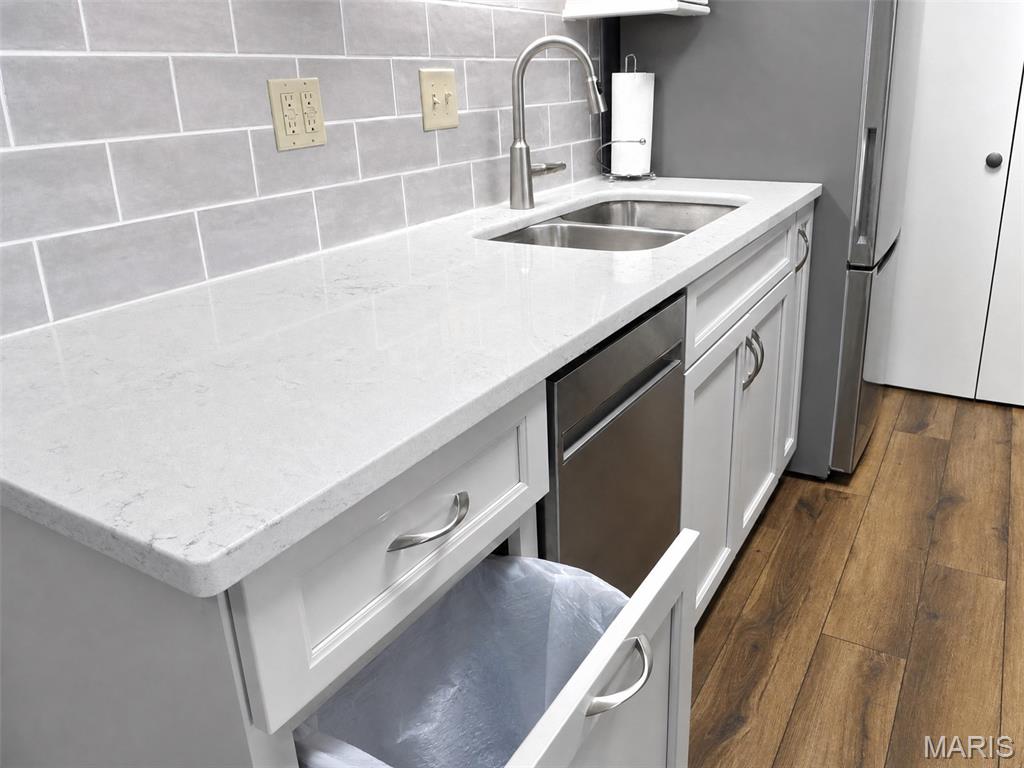 Cross Creek Condo Ph One Area - Residential