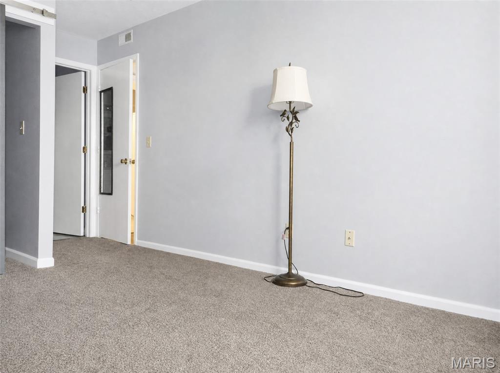Cross Creek Condo Ph One Area - Residential