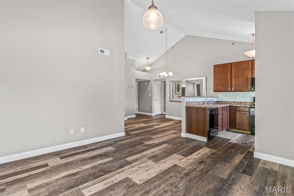 Brandy Mill Condo 14 - Residential