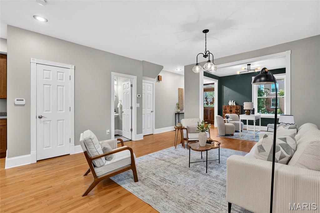 Russell Place Add - Residential