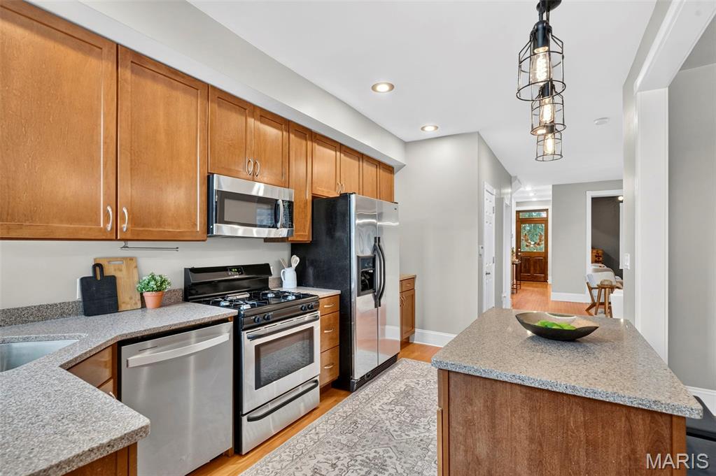 Russell Place Add - Residential