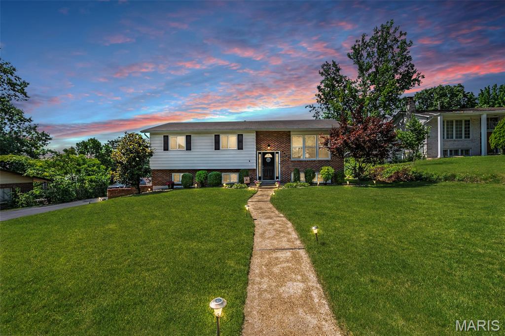 Twin Sisters - Residential
