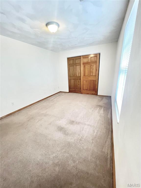 PINETREE ESTATES - Residential Lease