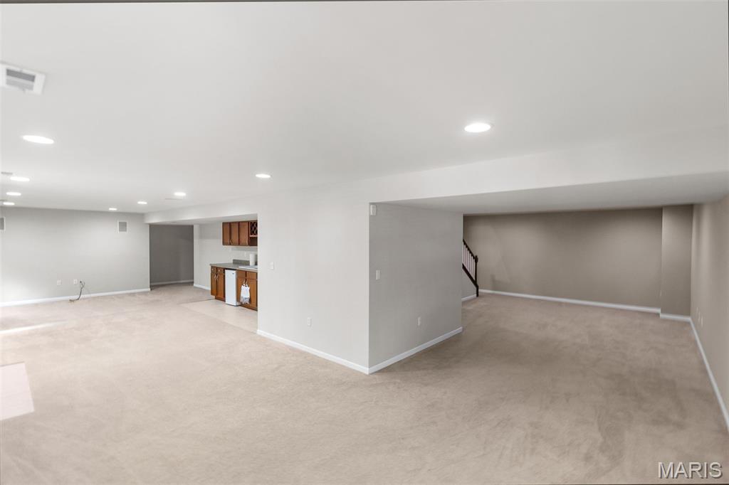 Lakes/Elmwood - Residential