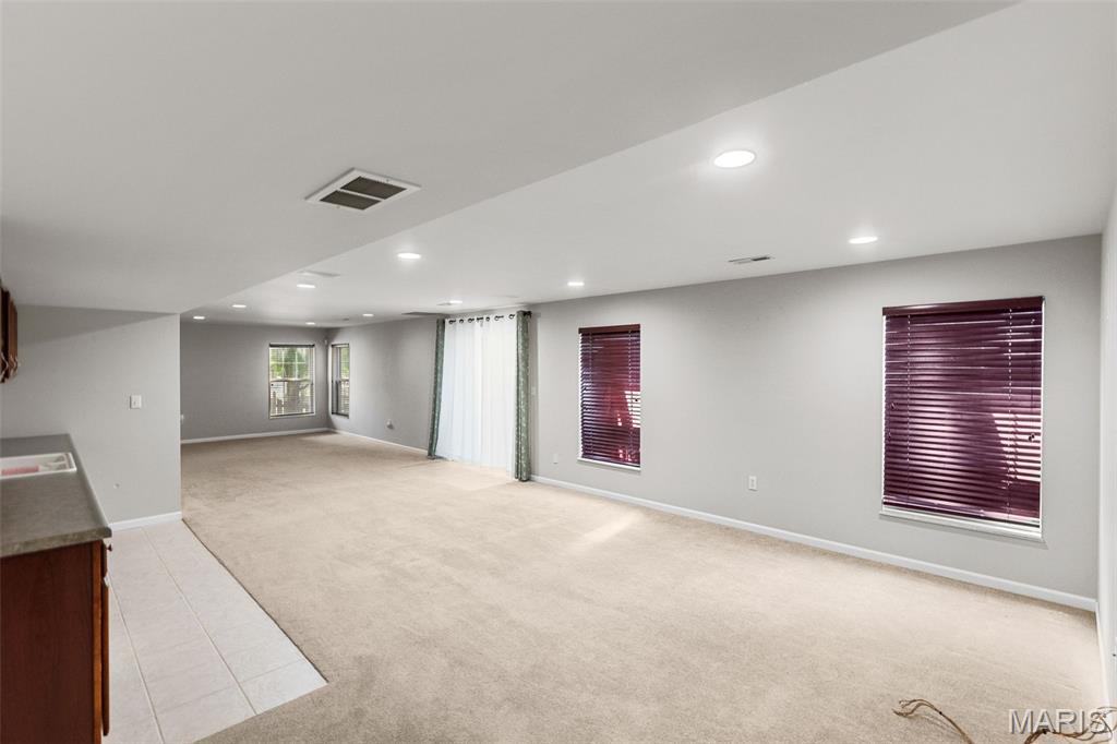 Lakes/Elmwood - Residential