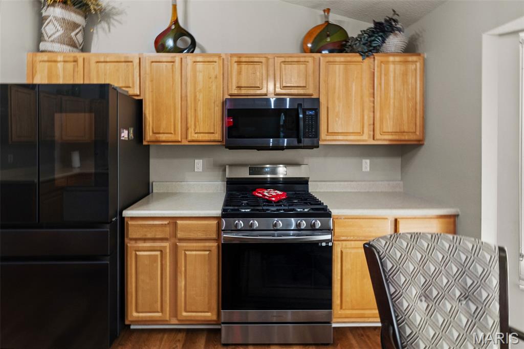 Lakes/Elmwood - Residential