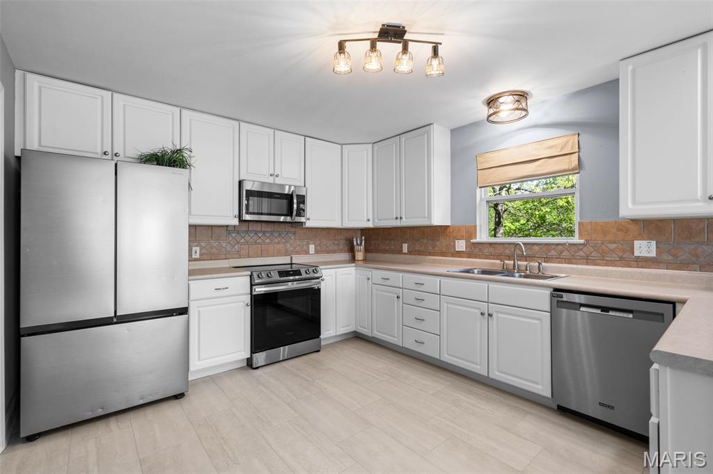 Imperial Hills 03 - Residential